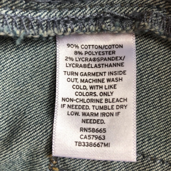 🌸 High waisted flare jeans 🌸 - Picture 8 of 8